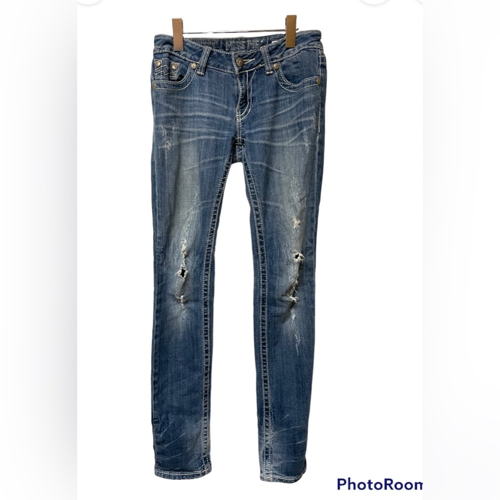 Miss me ripped jeans, size 27